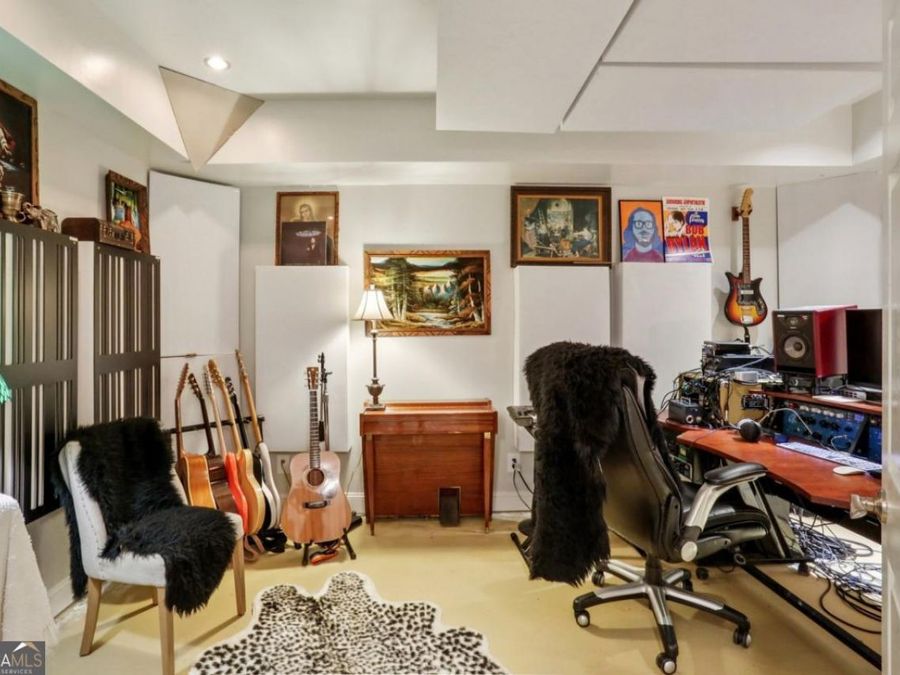 Property Image 38
