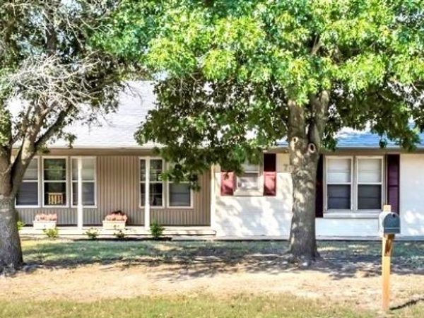 711 SW N Street , Ardmore, OK 73401