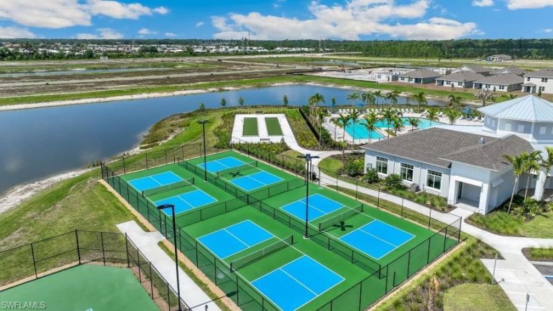 2674 Soft Coral Way, North Fort Myers, FL 33903 Photo