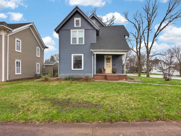 501 4th Street, Traer, IA 50675