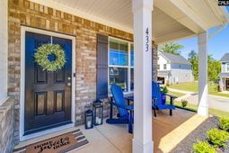 433 Thayer St photo 4