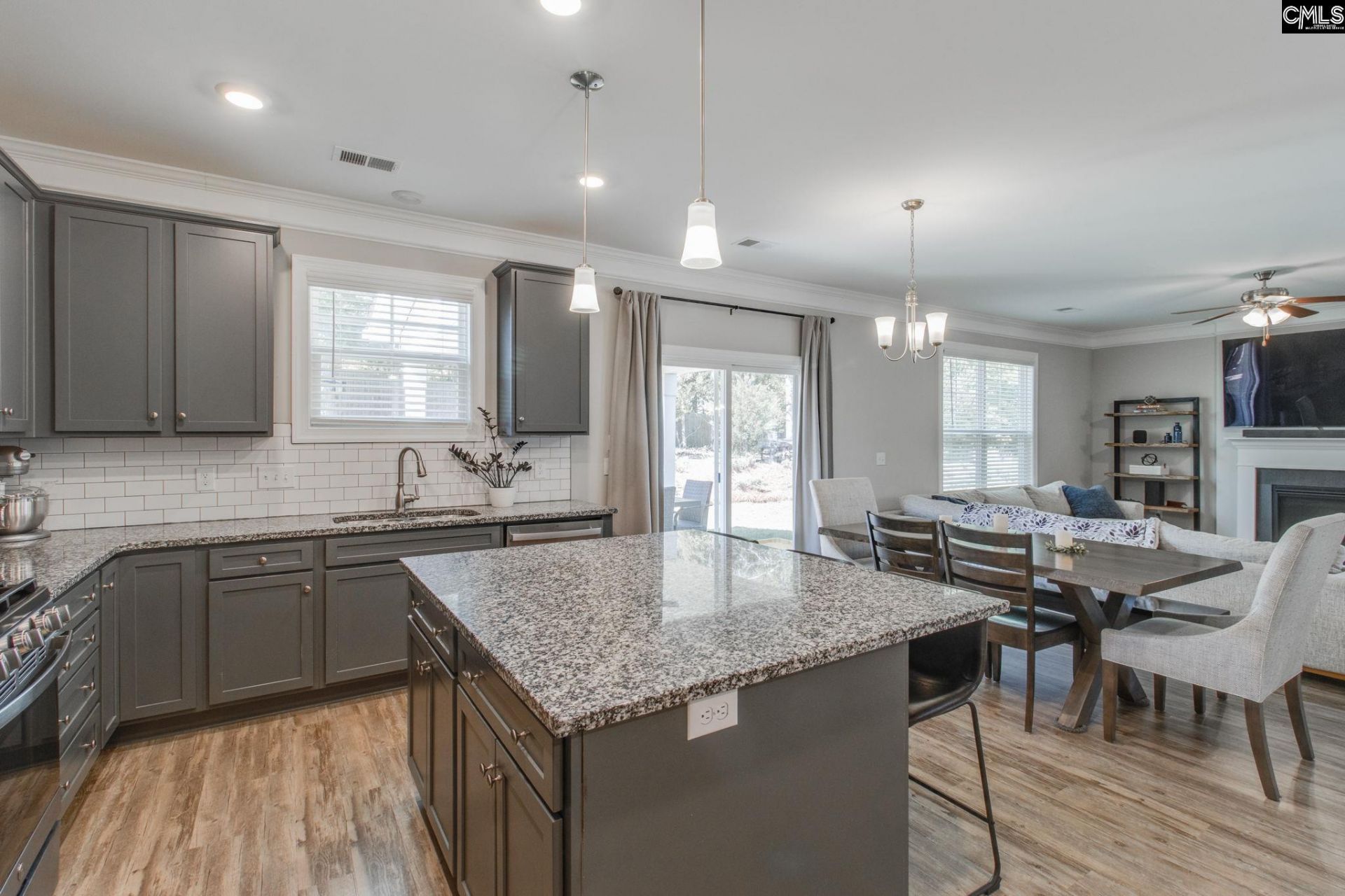 433 Thayer St Photo 24