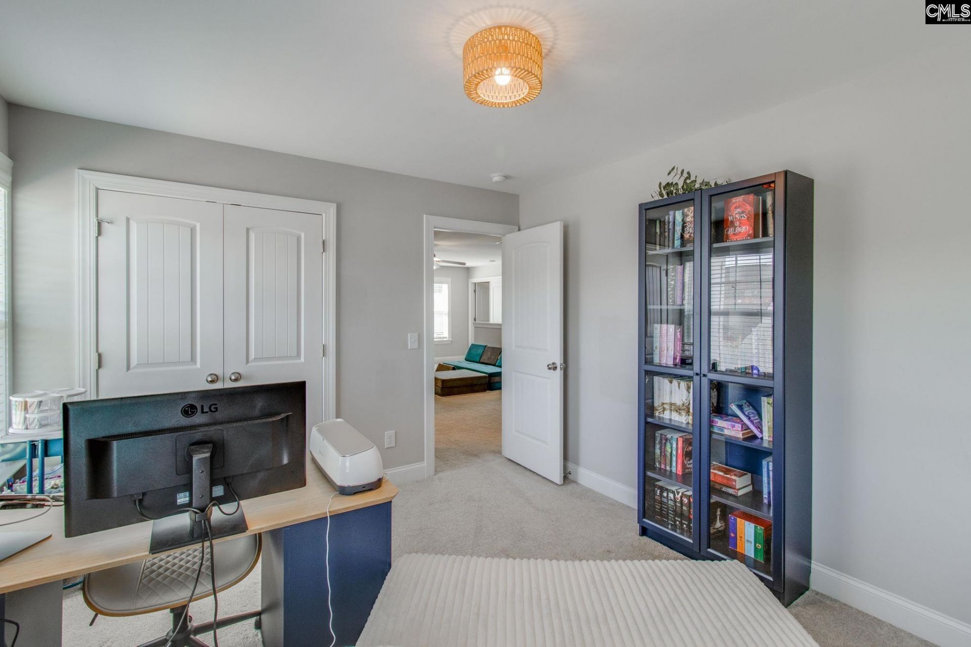 433 Thayer St Photo 36