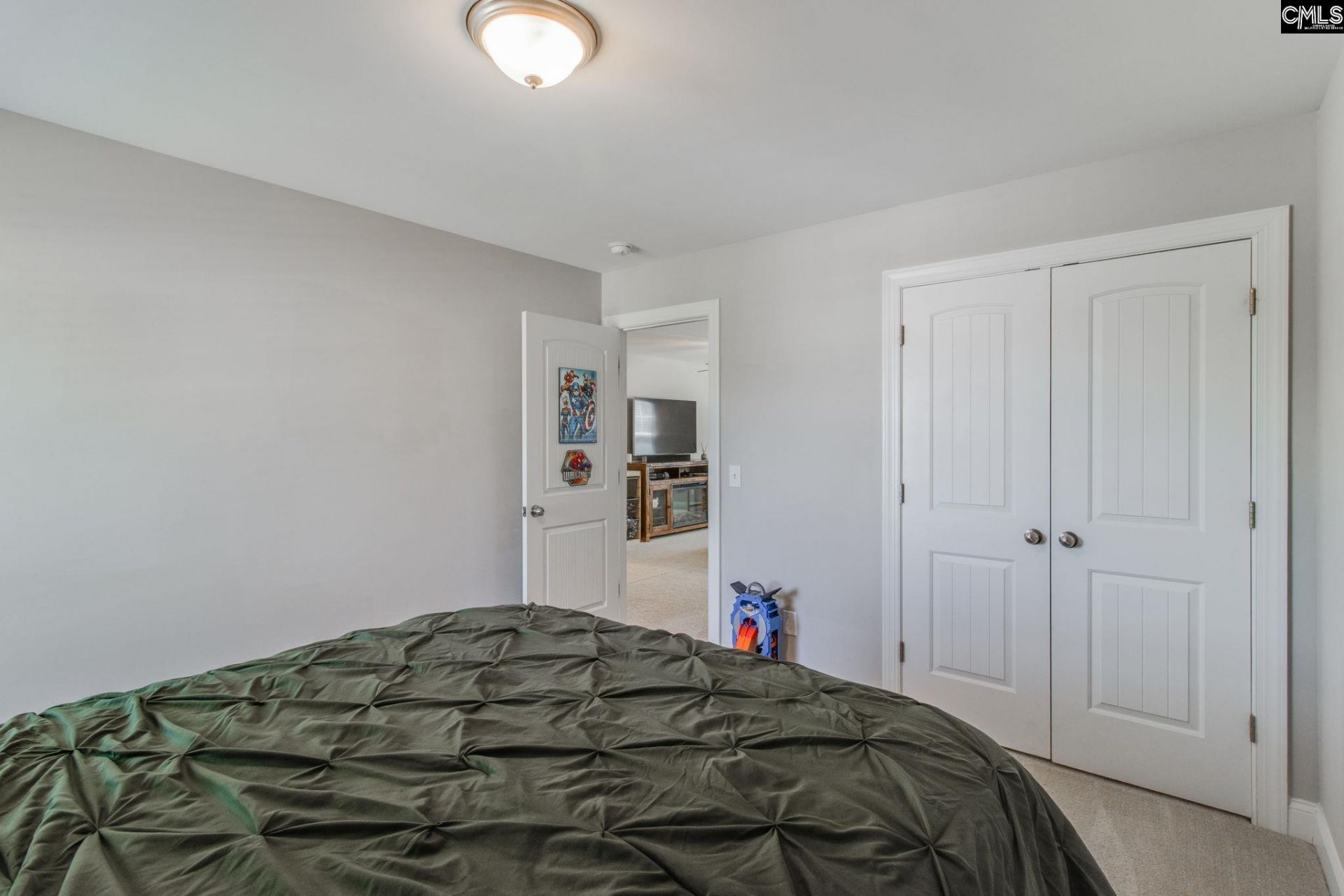 433 Thayer St Photo 37