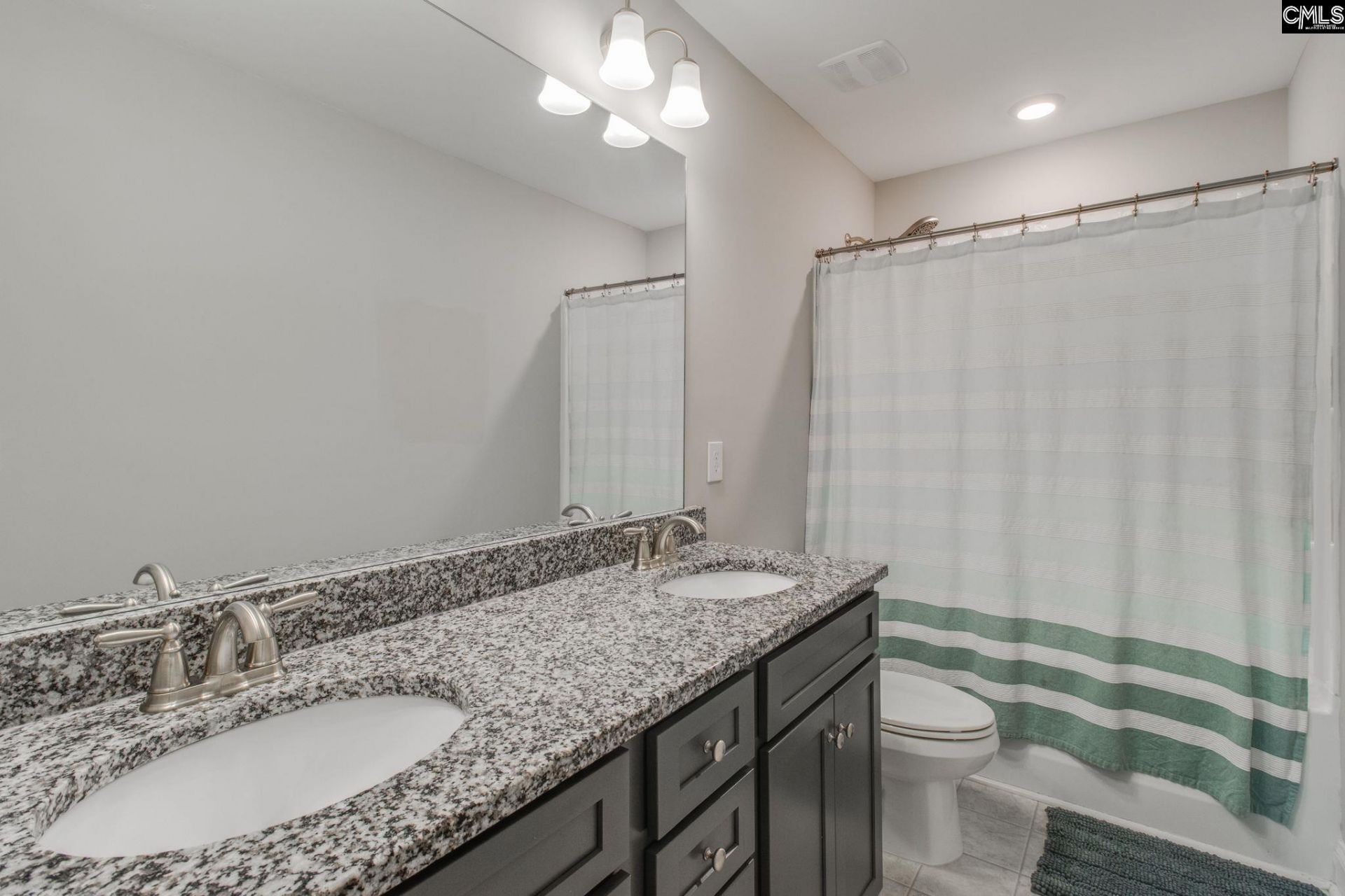 433 Thayer St Photo 38