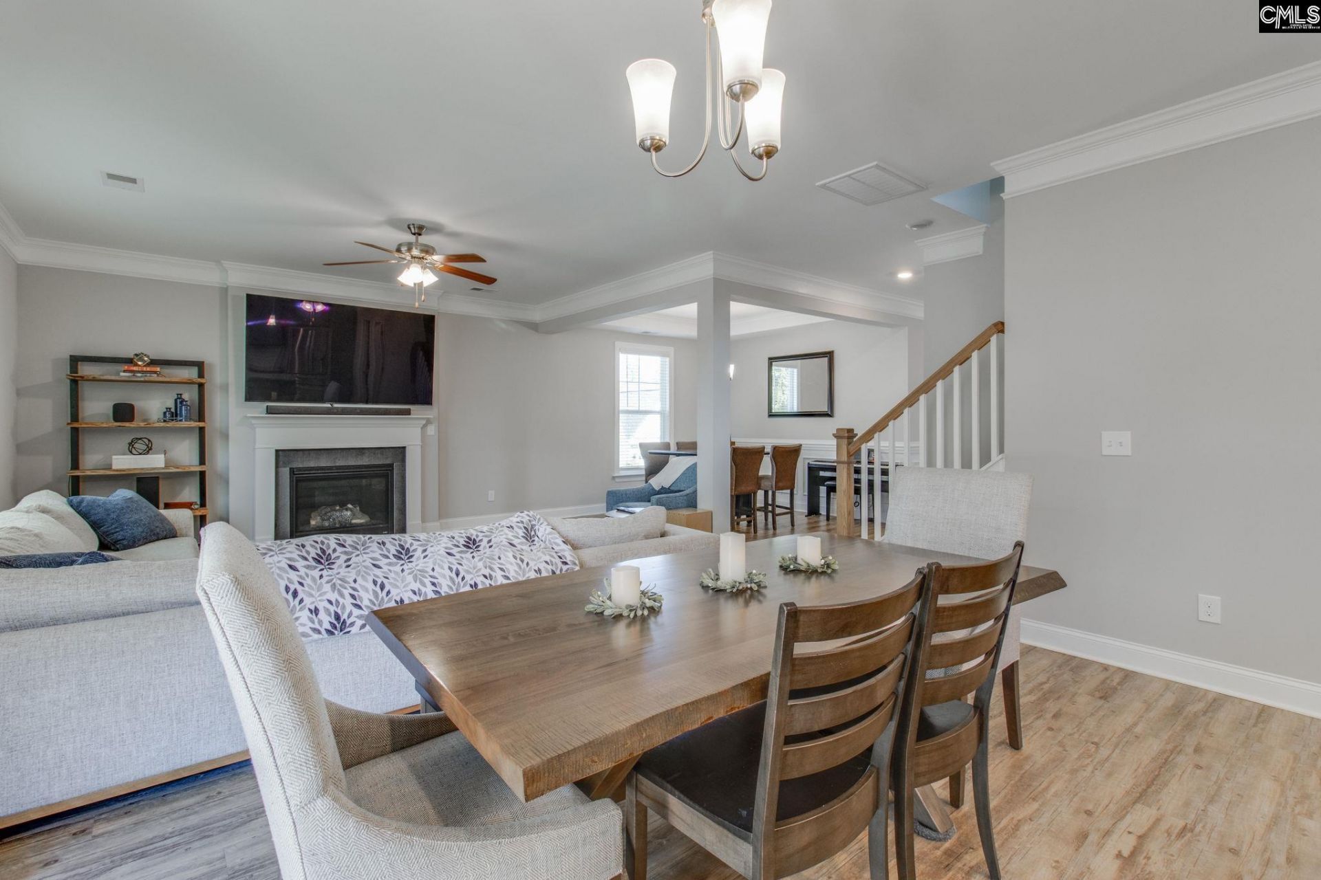 433 Thayer St Photo 7