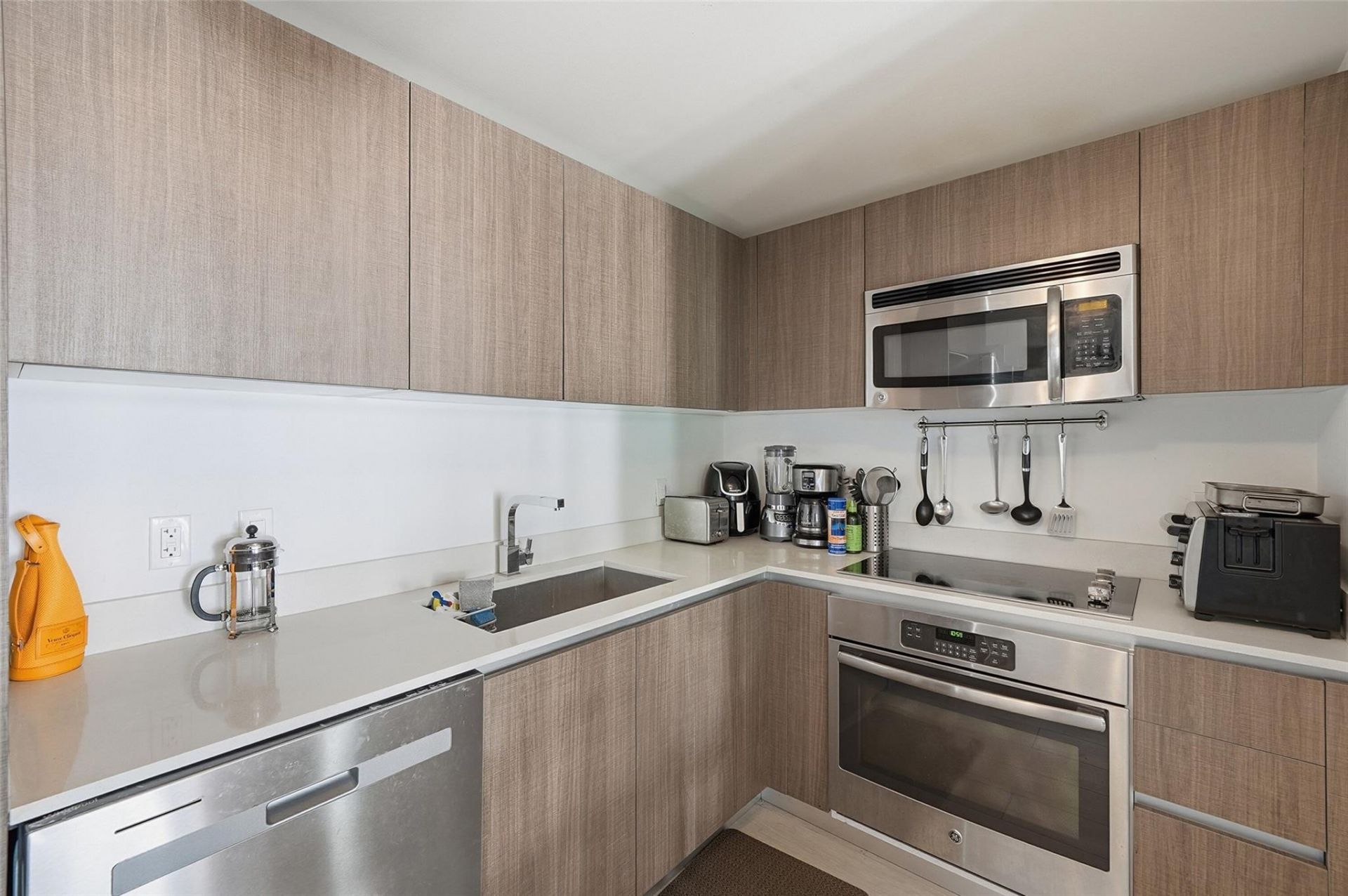 1600 SW 1st Avenue, Unit 510, Miami, FL 33129 Photo