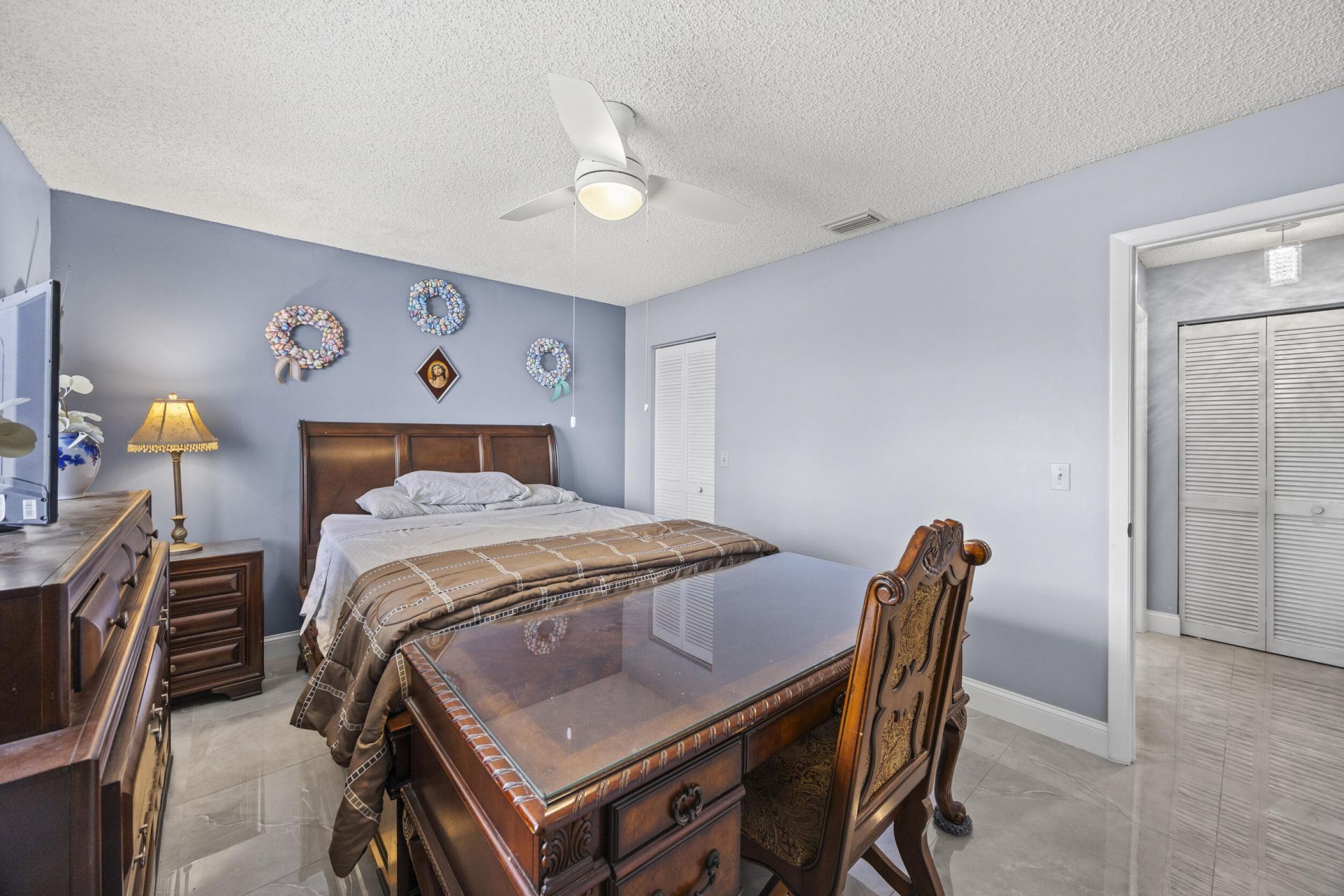 2640 Gately Drive W, Unit 1601, West Palm Beach, FL 33415 Photo