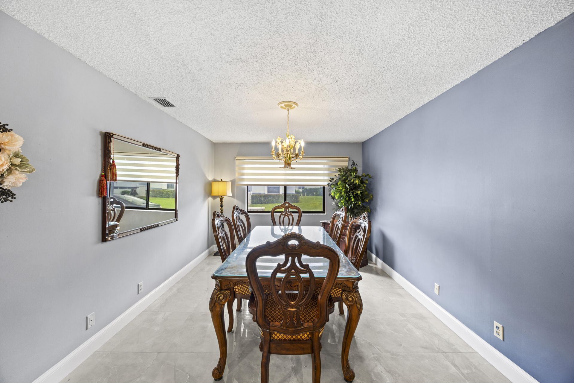2640 Gately Drive W, Unit 1601, West Palm Beach, FL 33415 Photo