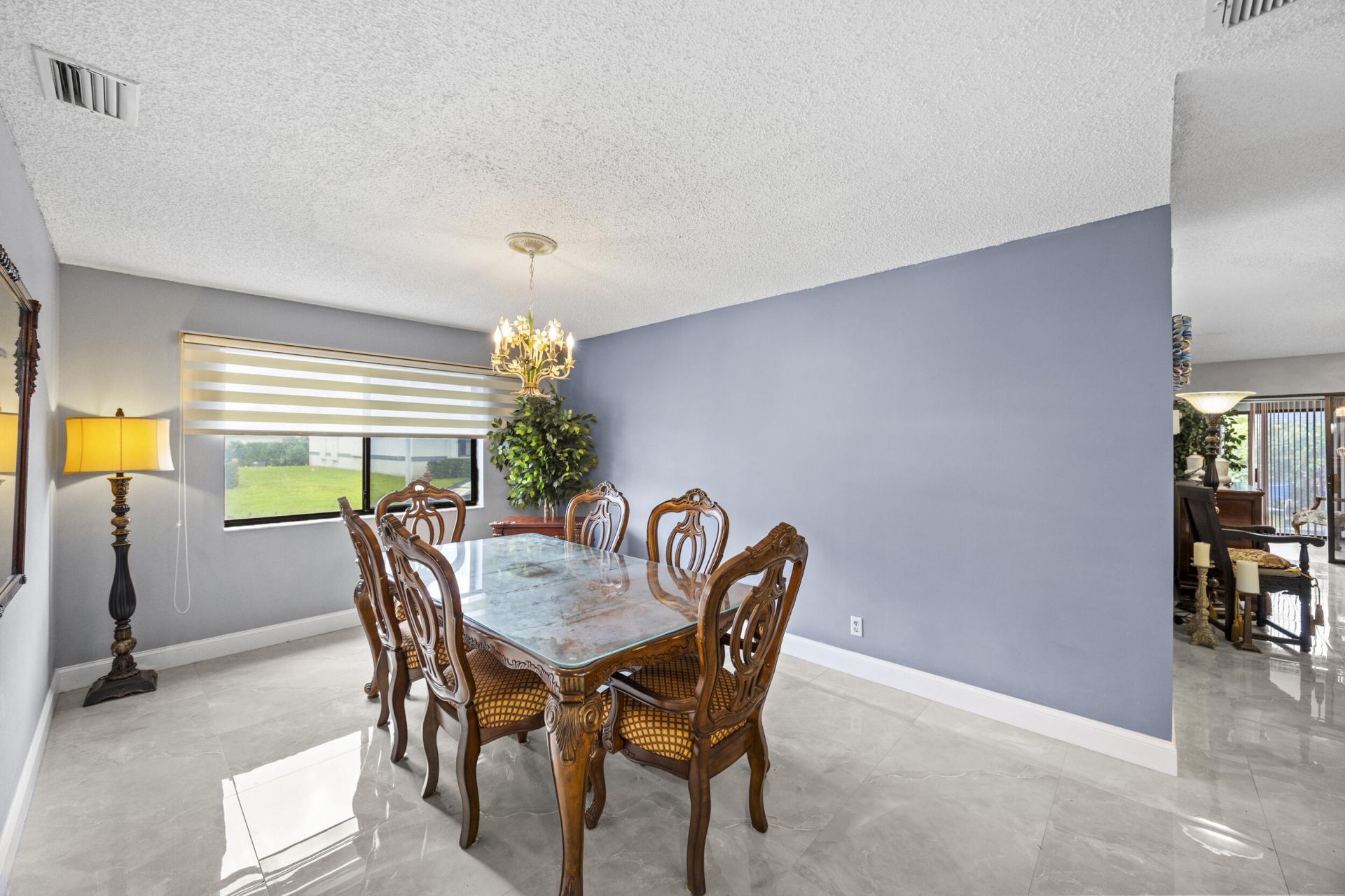 2640 Gately Drive W, Unit 1601, West Palm Beach, FL 33415 Photo