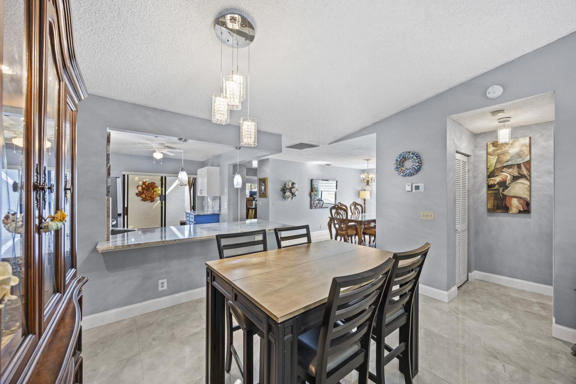 2640 Gately Drive W, Unit 1601, West Palm Beach, FL 33415 Photo