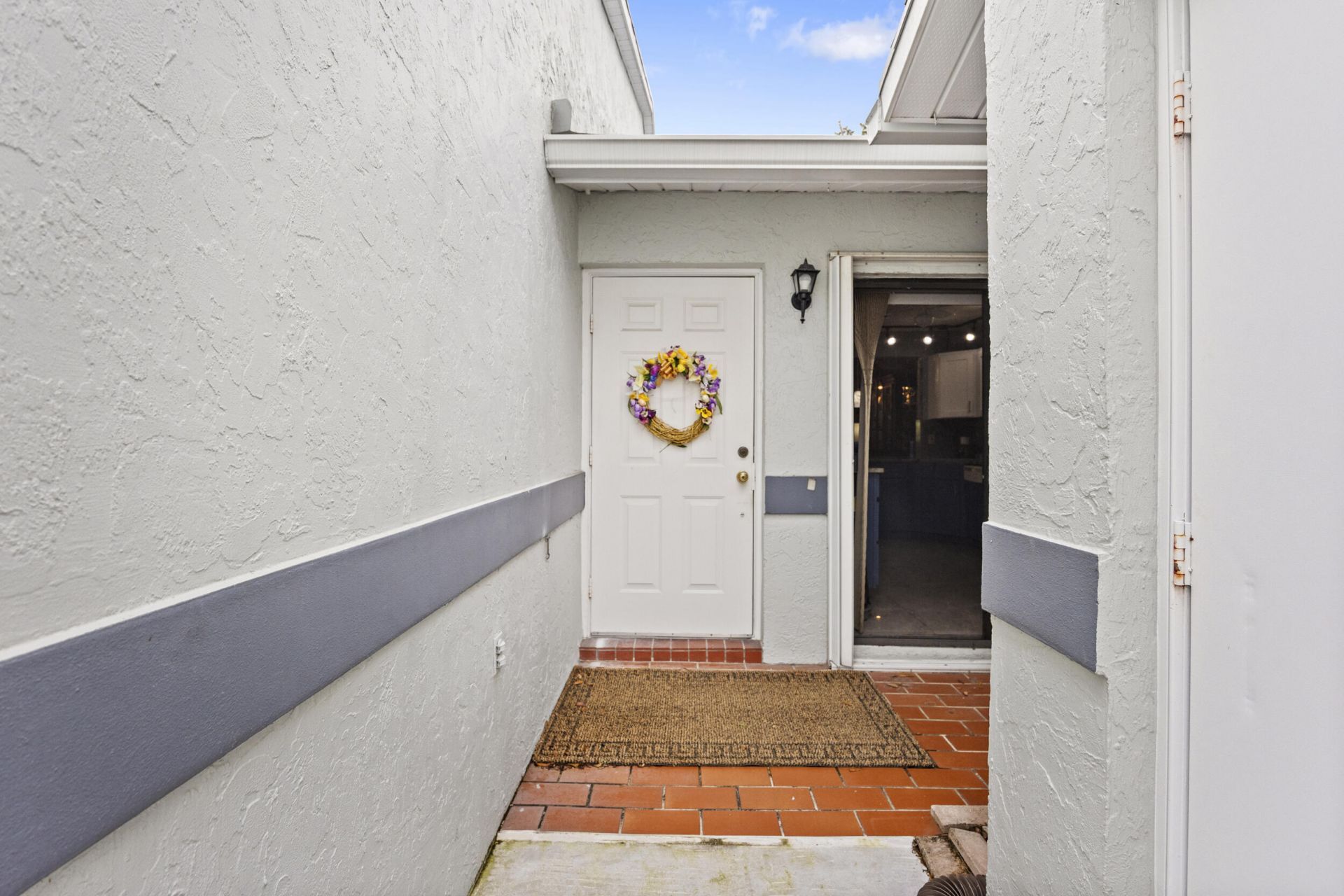 2640 Gately Drive W, Unit 1601, West Palm Beach, FL 33415 Photo