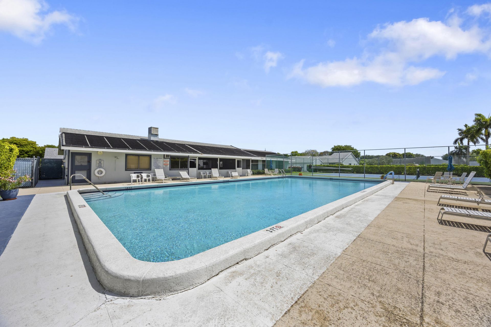 2640 Gately Drive W, Unit 1601, West Palm Beach, FL 33415 Photo