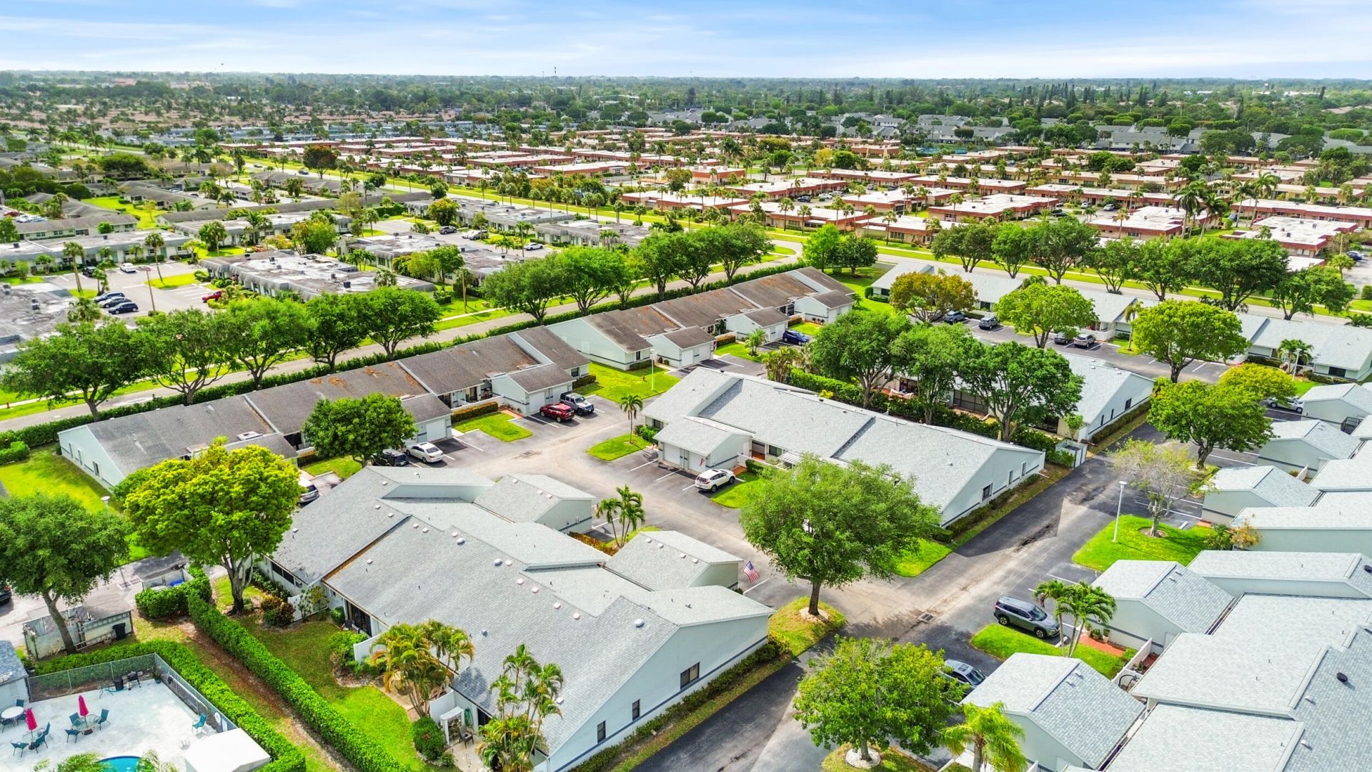 2640 Gately Drive W, Unit 1601, West Palm Beach, FL 33415 Photo