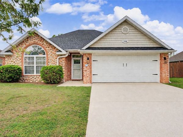 3316 Grainger Circle , Springdale, AR 72764