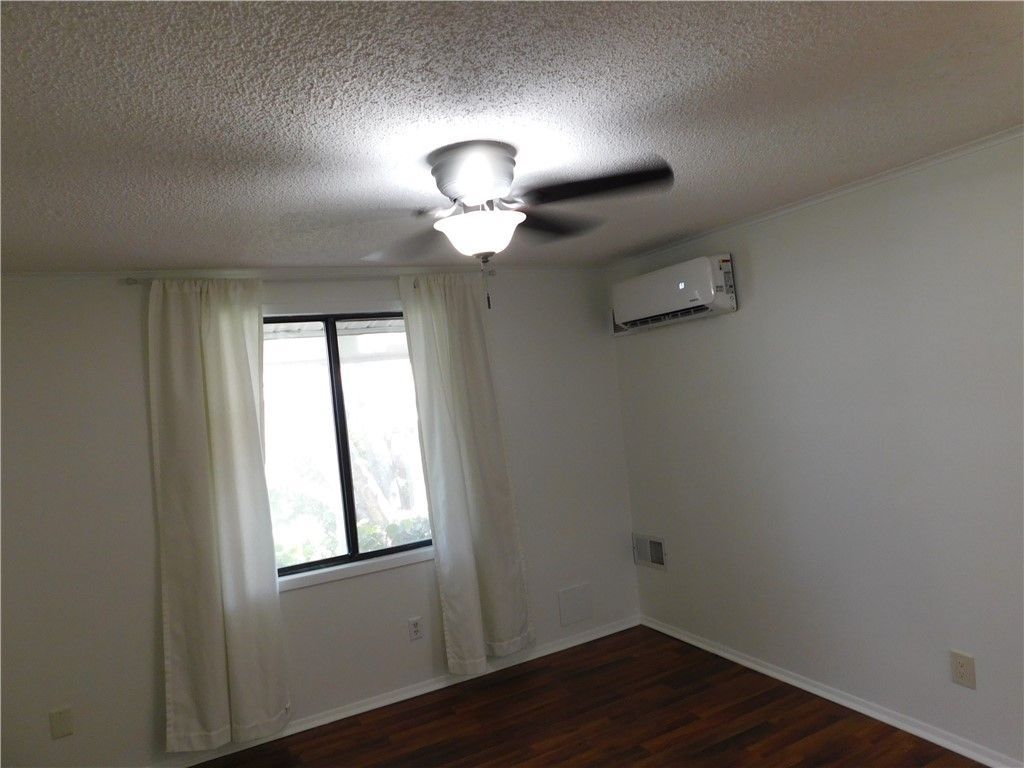 557 7th Place, Unit 557, Vero Beach, FL 32962 Photo