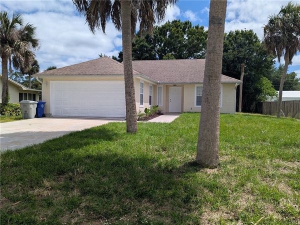 2515 1st Place, Vero Beach, FL 32962
