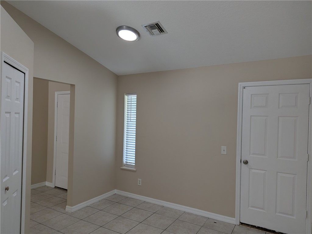 2515 1st Place, Vero Beach, FL 32962 Photo