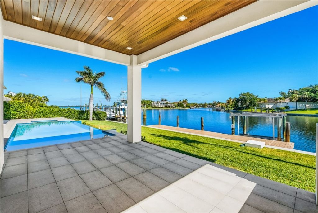 1806 Mooringline Drive, Vero Beach, FL 32963 Photo