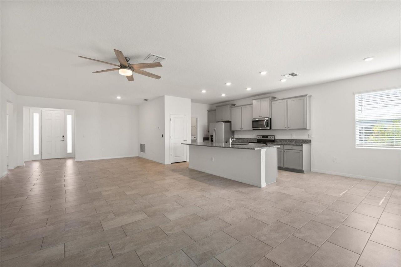 17738 Pastureland Avenue, Lakewood Ranch, FL 34211 Photo