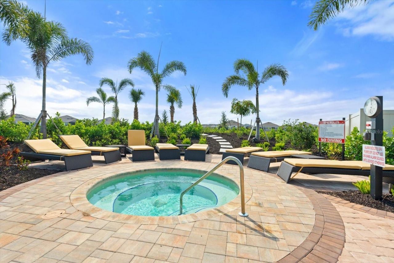 17738 Pastureland Avenue, Lakewood Ranch, FL 34211 Photo