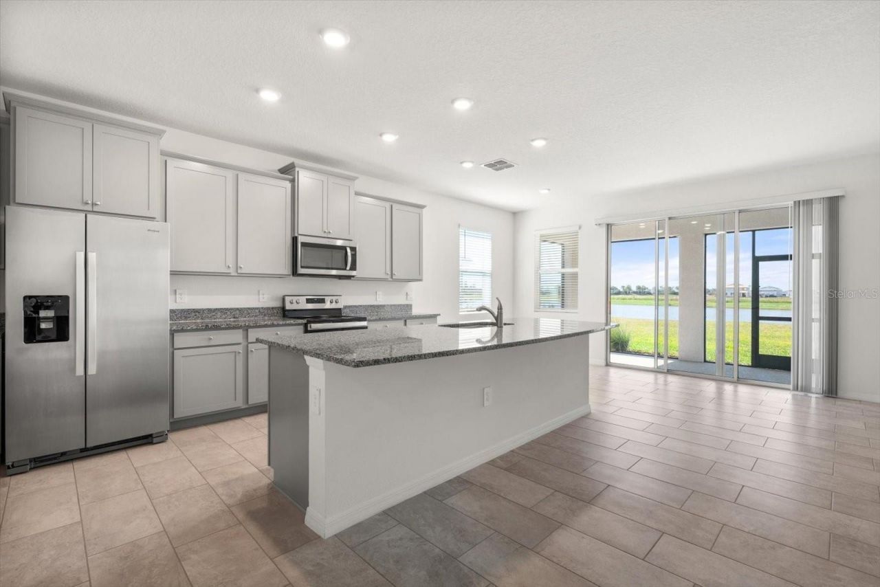 17738 Pastureland Avenue, Lakewood Ranch, FL 34211 Photo