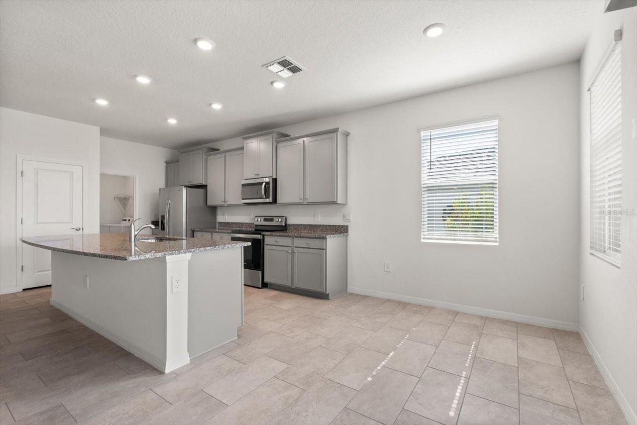 17738 Pastureland Avenue, Lakewood Ranch, FL 34211 Photo