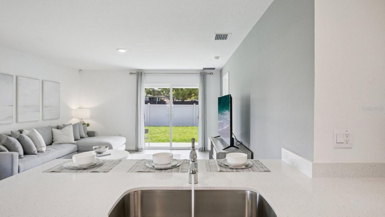 15037 Coltman Hill Drive, Wimauma, FL 33598 Photo