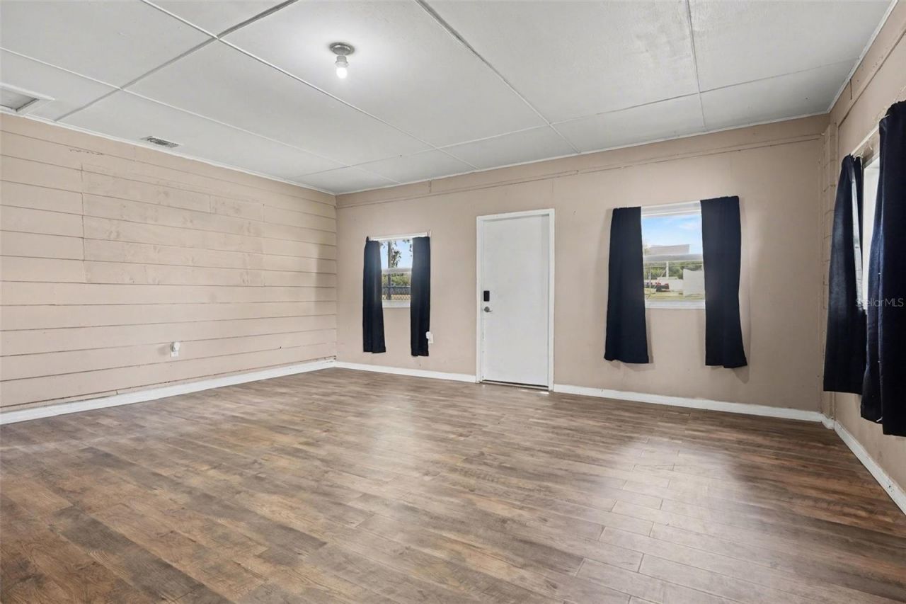 355 S Oak Avenue, Frostproof, FL 33843 Photo