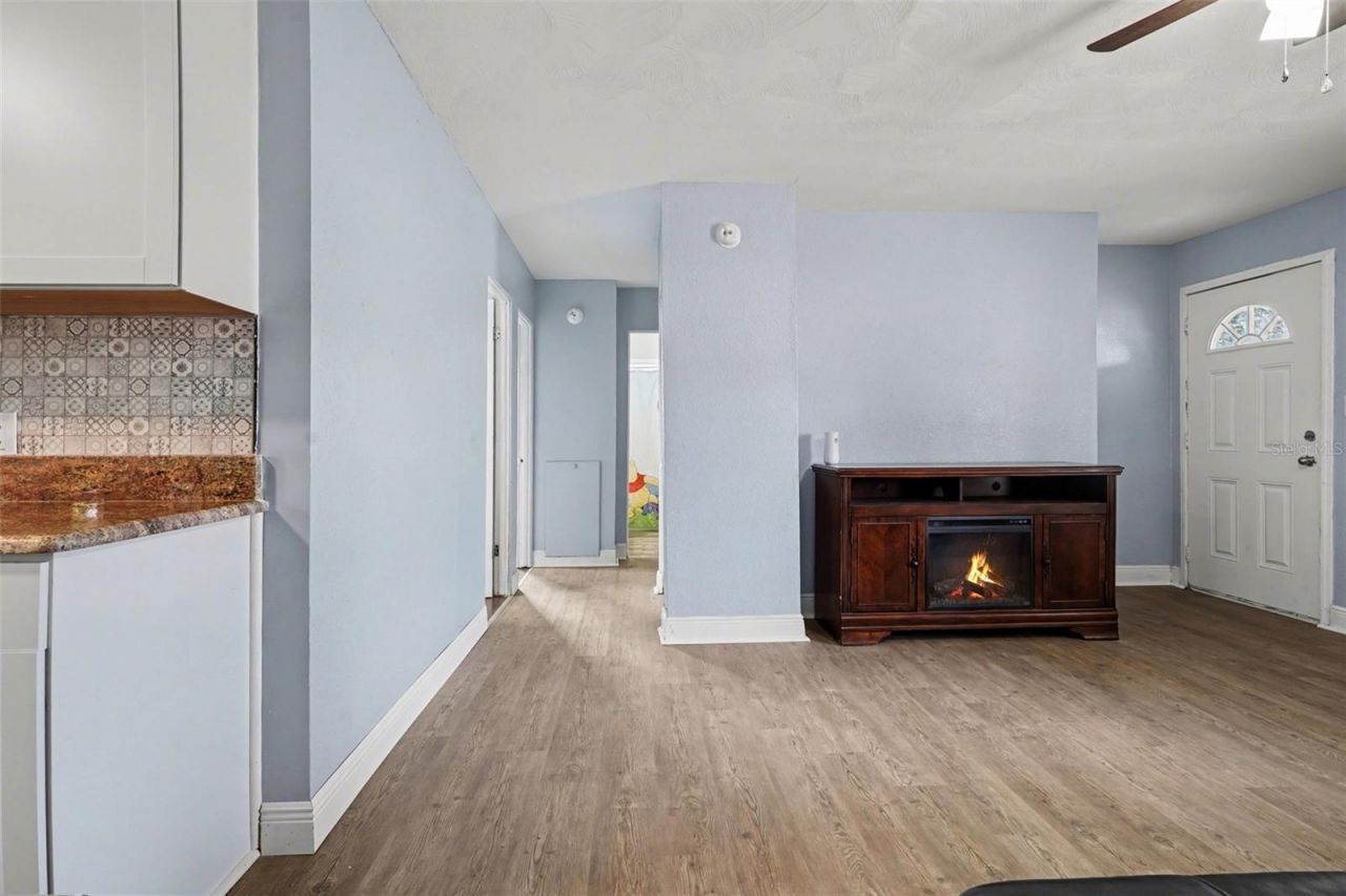 355 S Oak Avenue, Frostproof, FL 33843 Photo