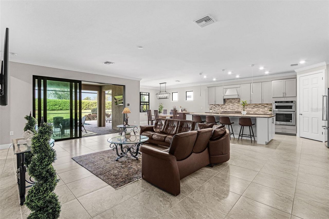 12437 Golden Sage Drive, Sarasota, FL 34238 Photo
