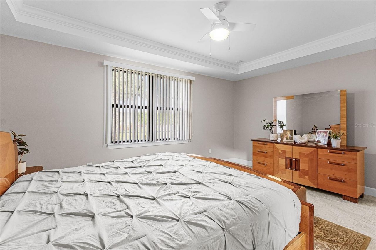 12437 Golden Sage Drive, Sarasota, FL 34238 Photo