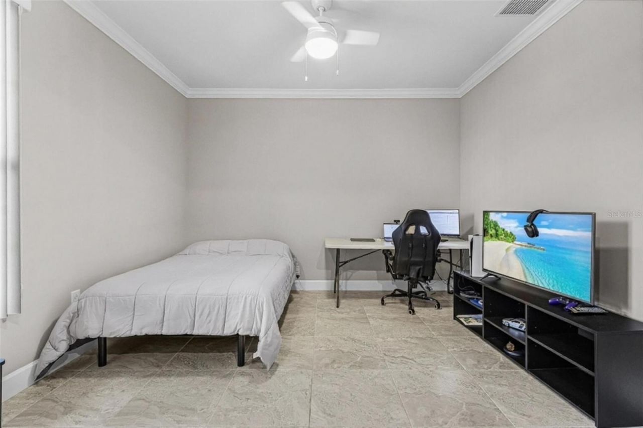 12437 Golden Sage Drive, Sarasota, FL 34238 Photo