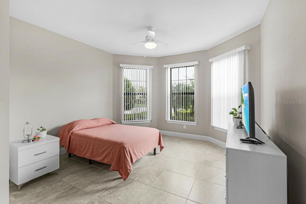 12437 Golden Sage Drive, Sarasota, FL 34238 Photo