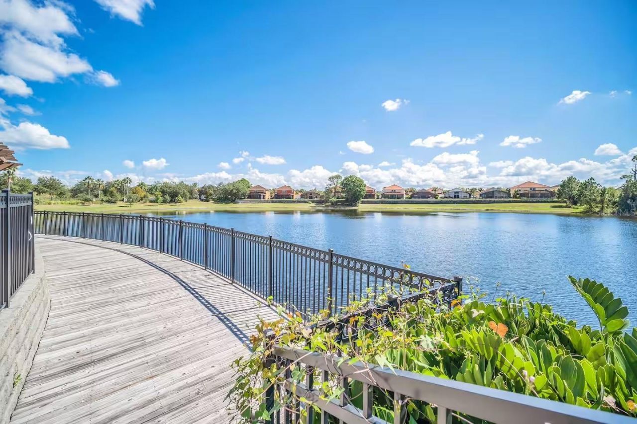 420 Viola Drive, Davenport, FL 33837 Photo