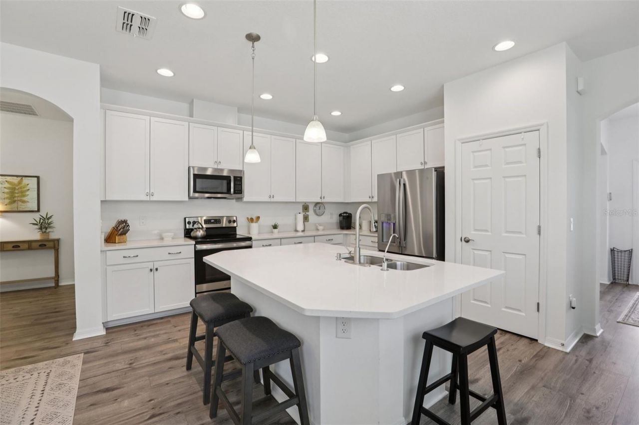 7114 Gulf Cypress Avenue, Land O Lakes, FL 34637 Photo