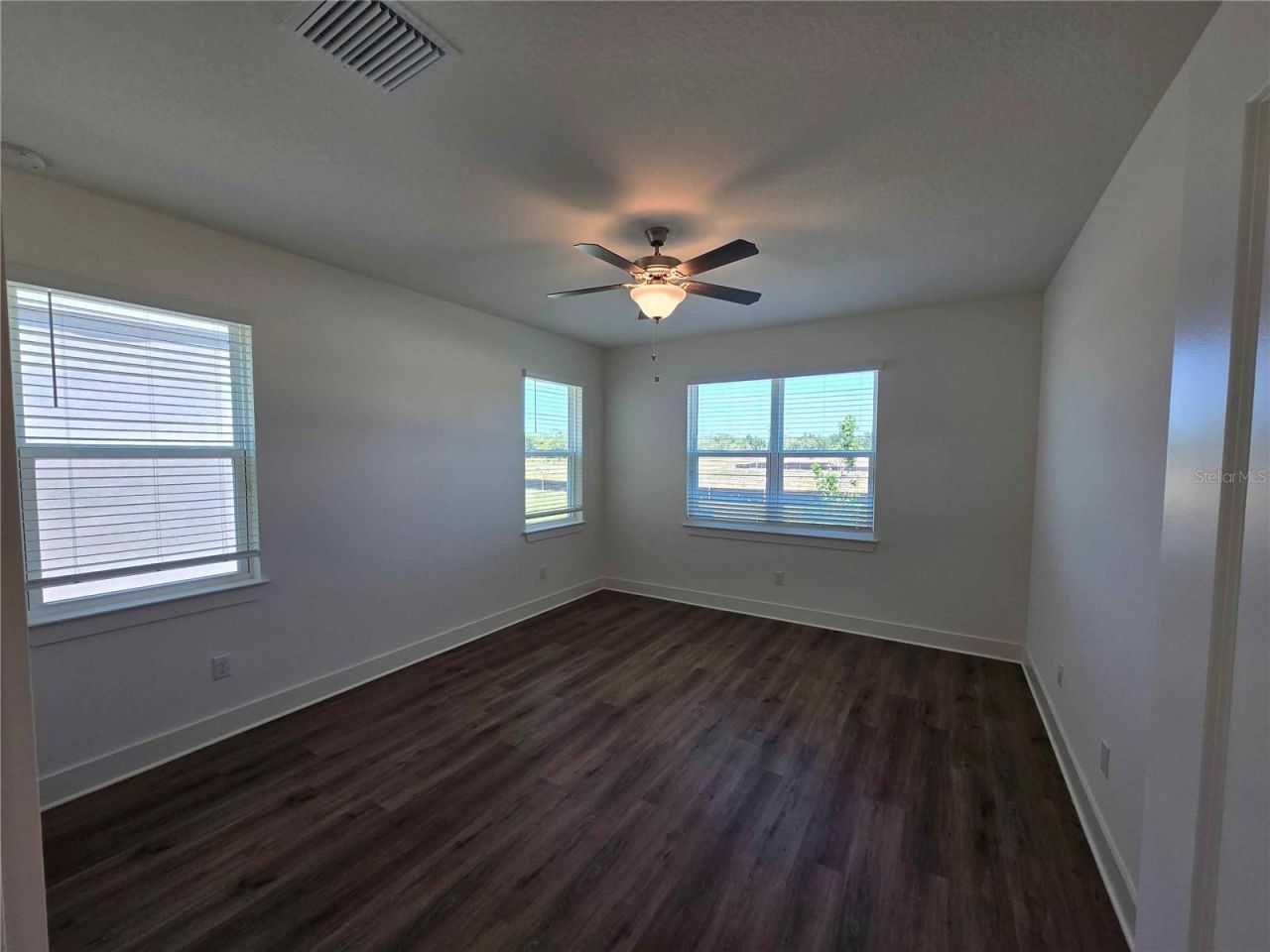 3819 Daybreak Run Loop, Spring Hill, FL 34609 Photo