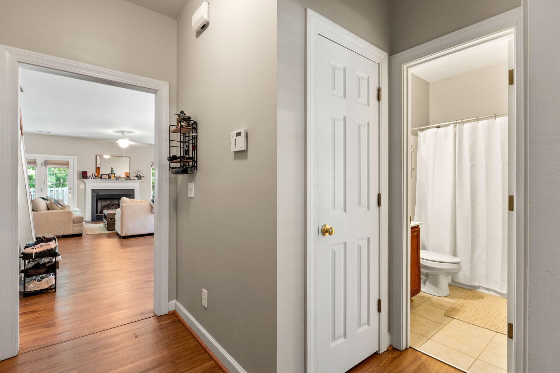 111 Garden Grove Drive Photo 19