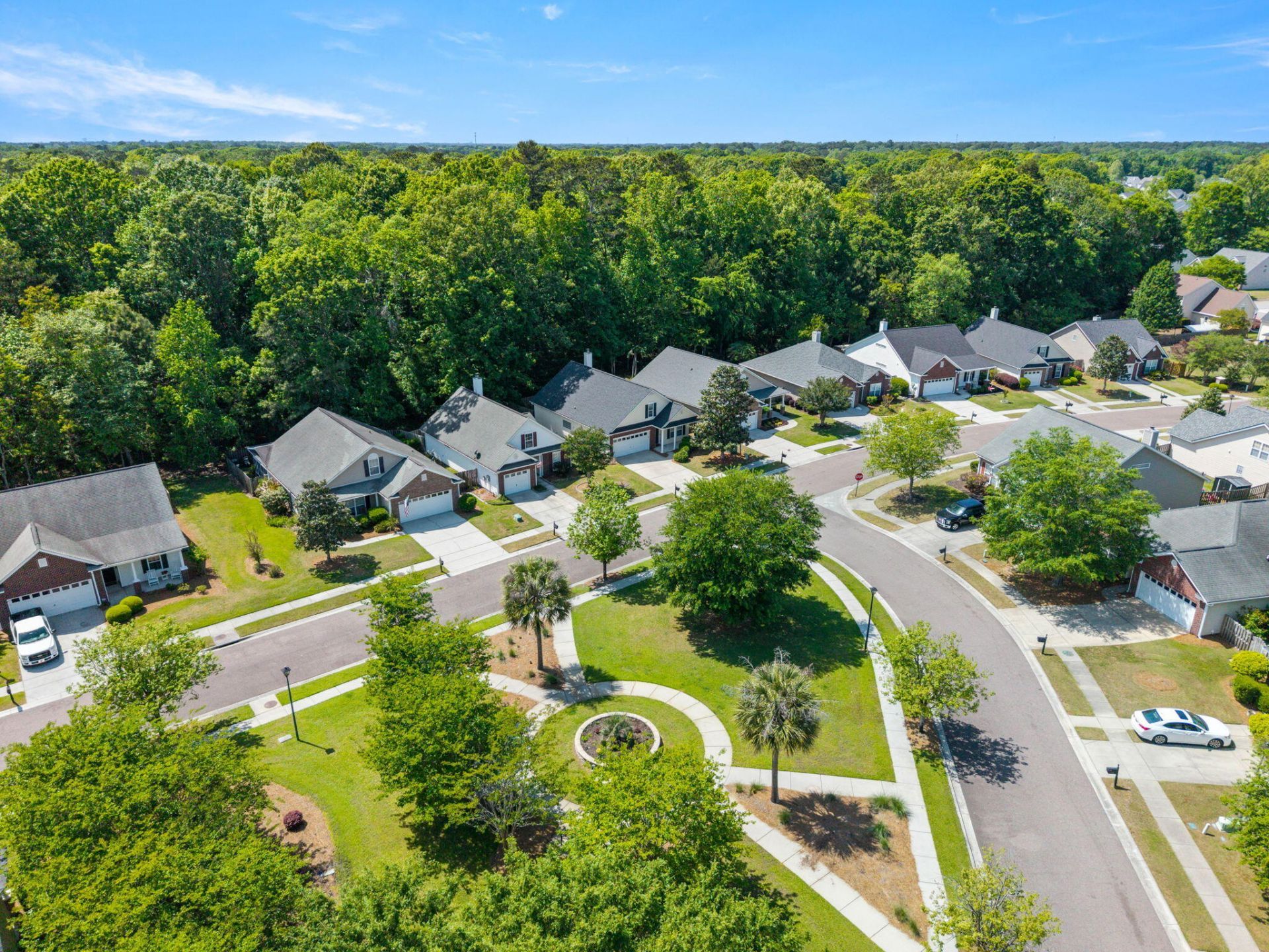 111 Garden Grove Drive Photo 27