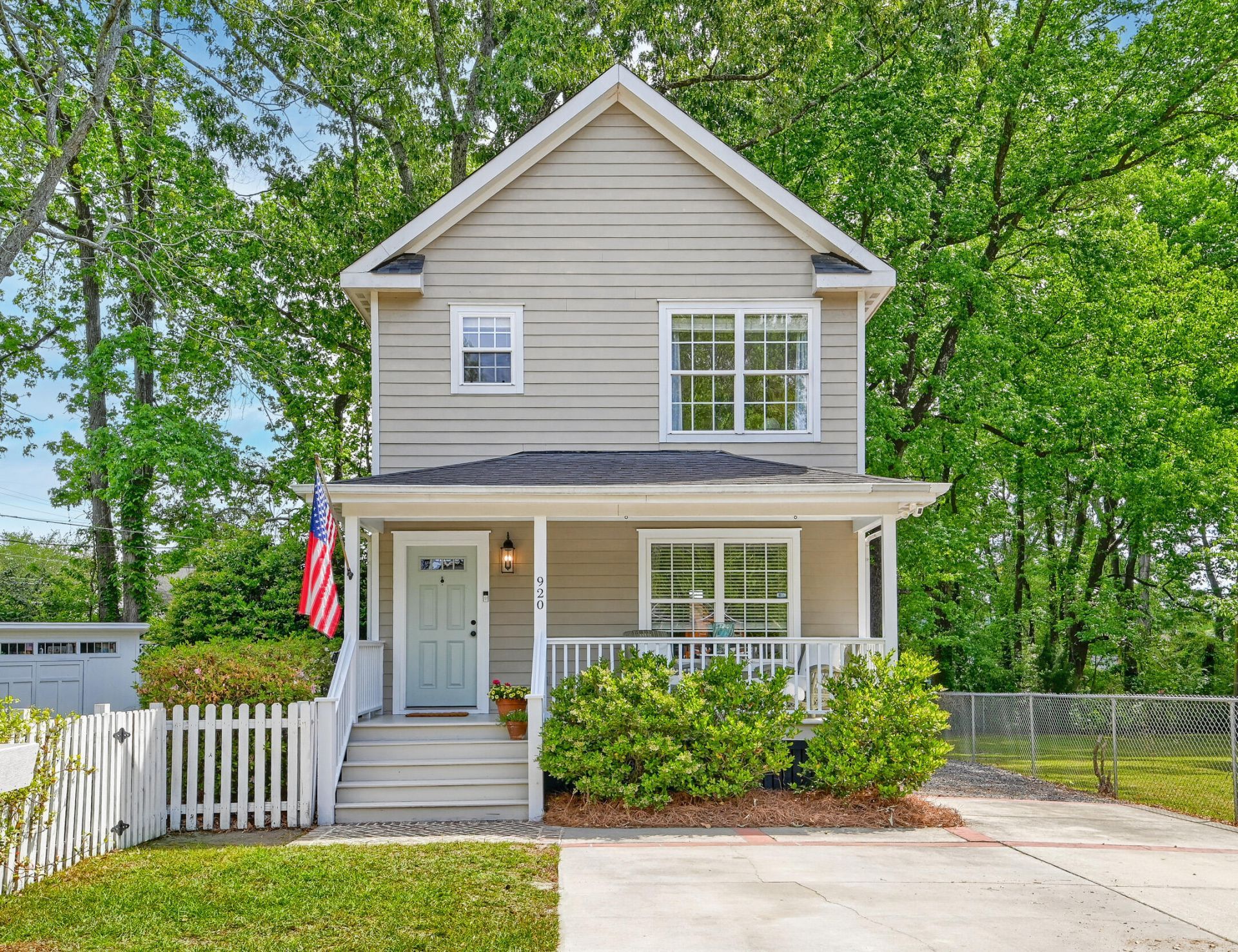 920 East Street Photo 1