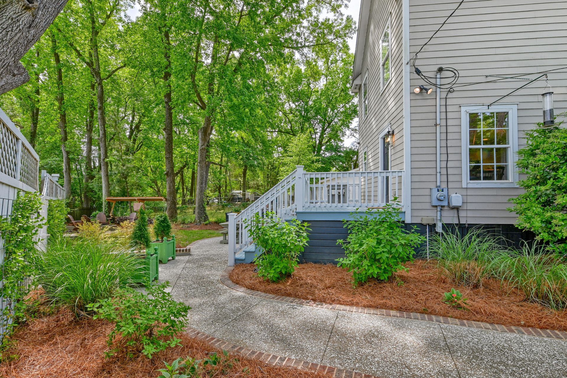 920 East Street Photo 11