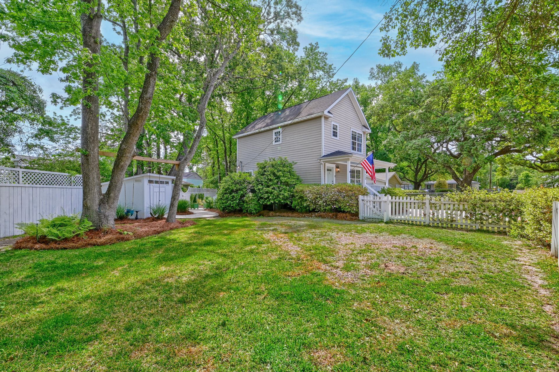 920 East Street Photo 2