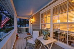 920 East Street photo 4