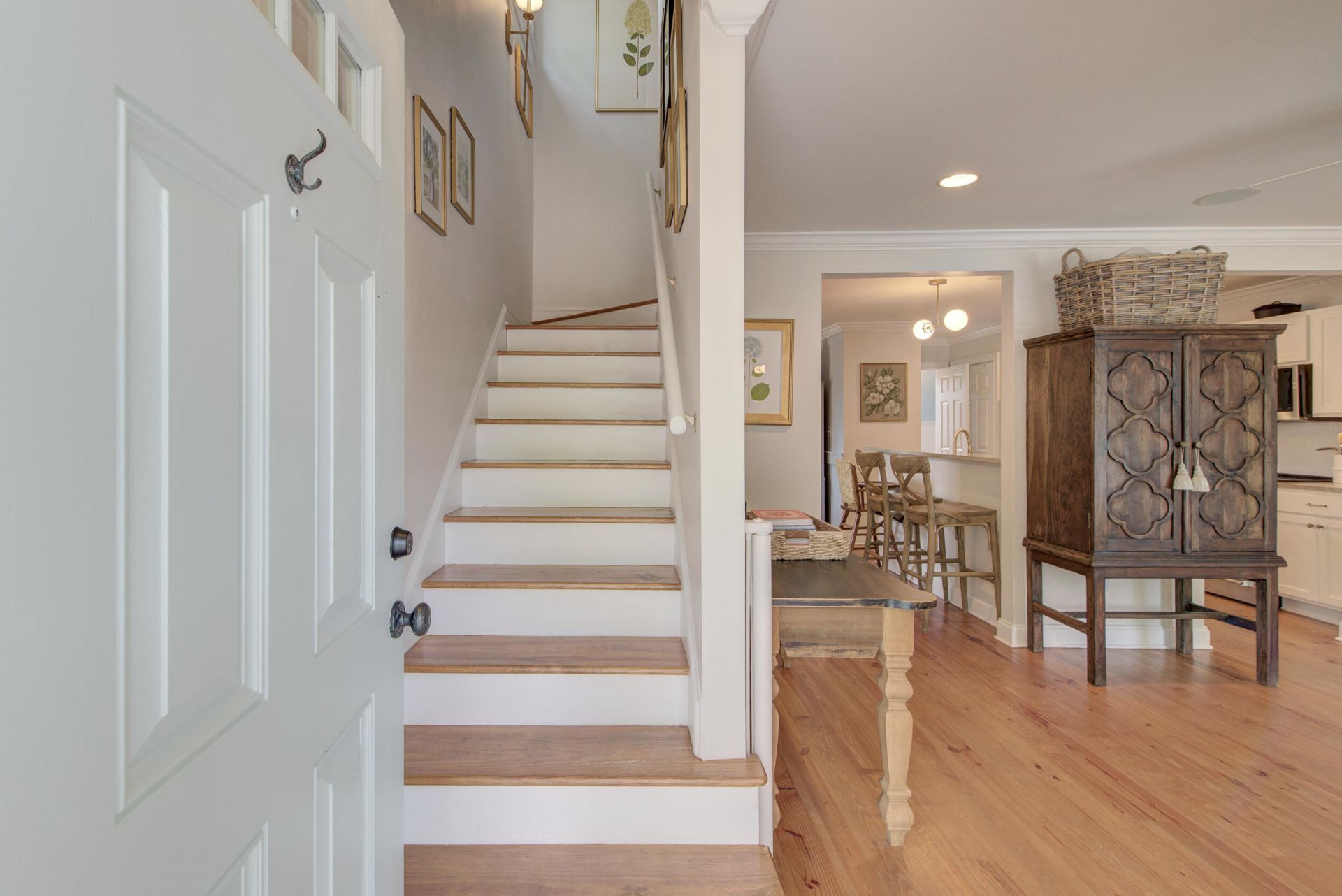 920 East Street Photo 4