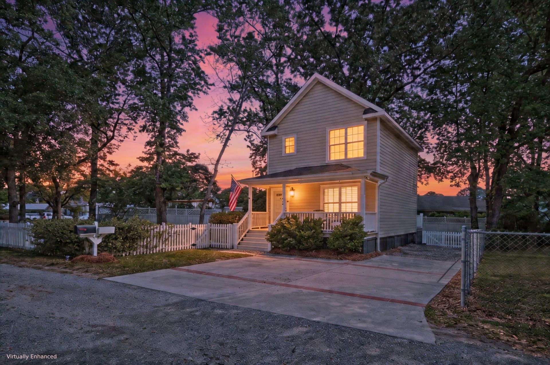 920 East Street Photo 42