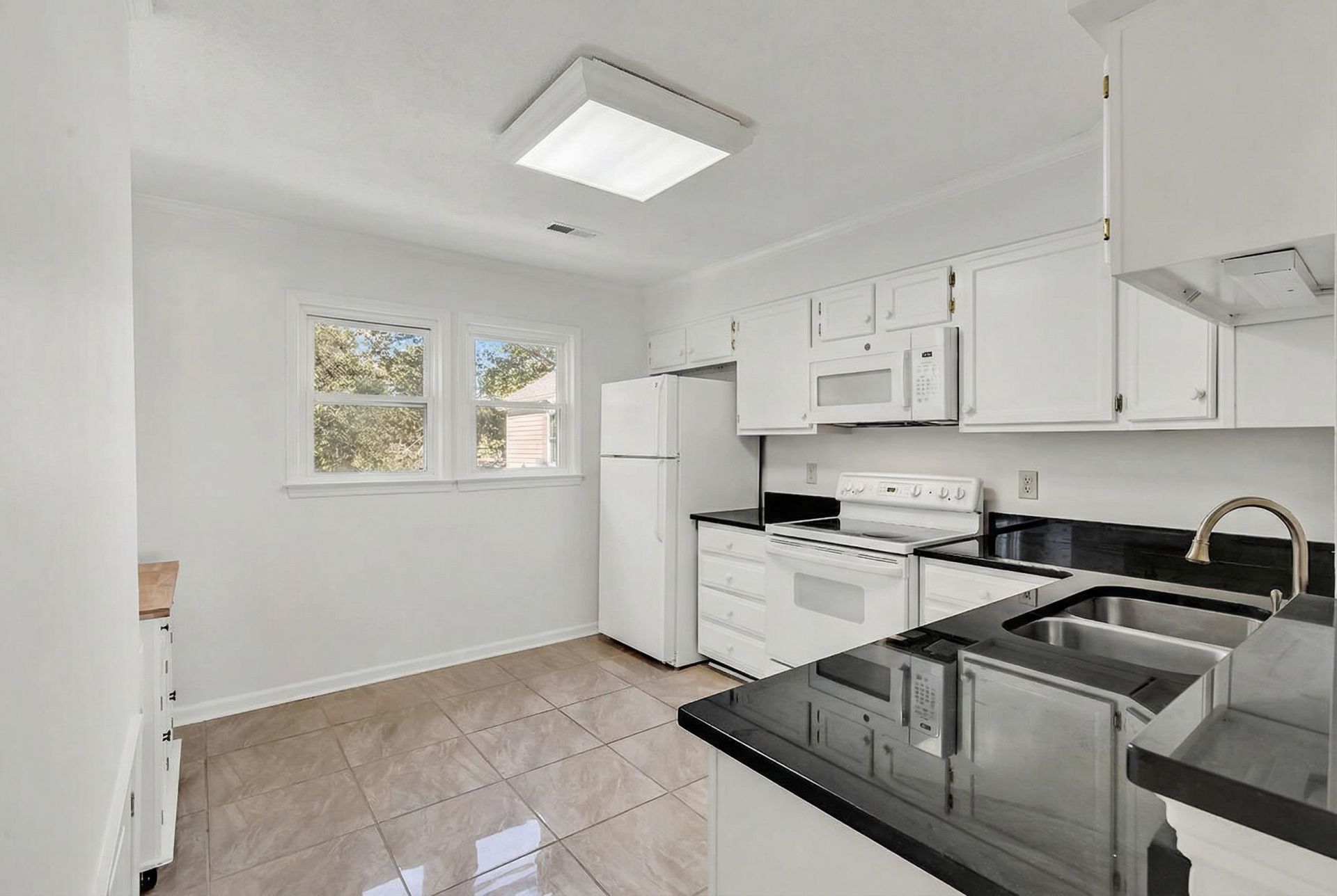 4999 Highway 17 Business  Photo 11