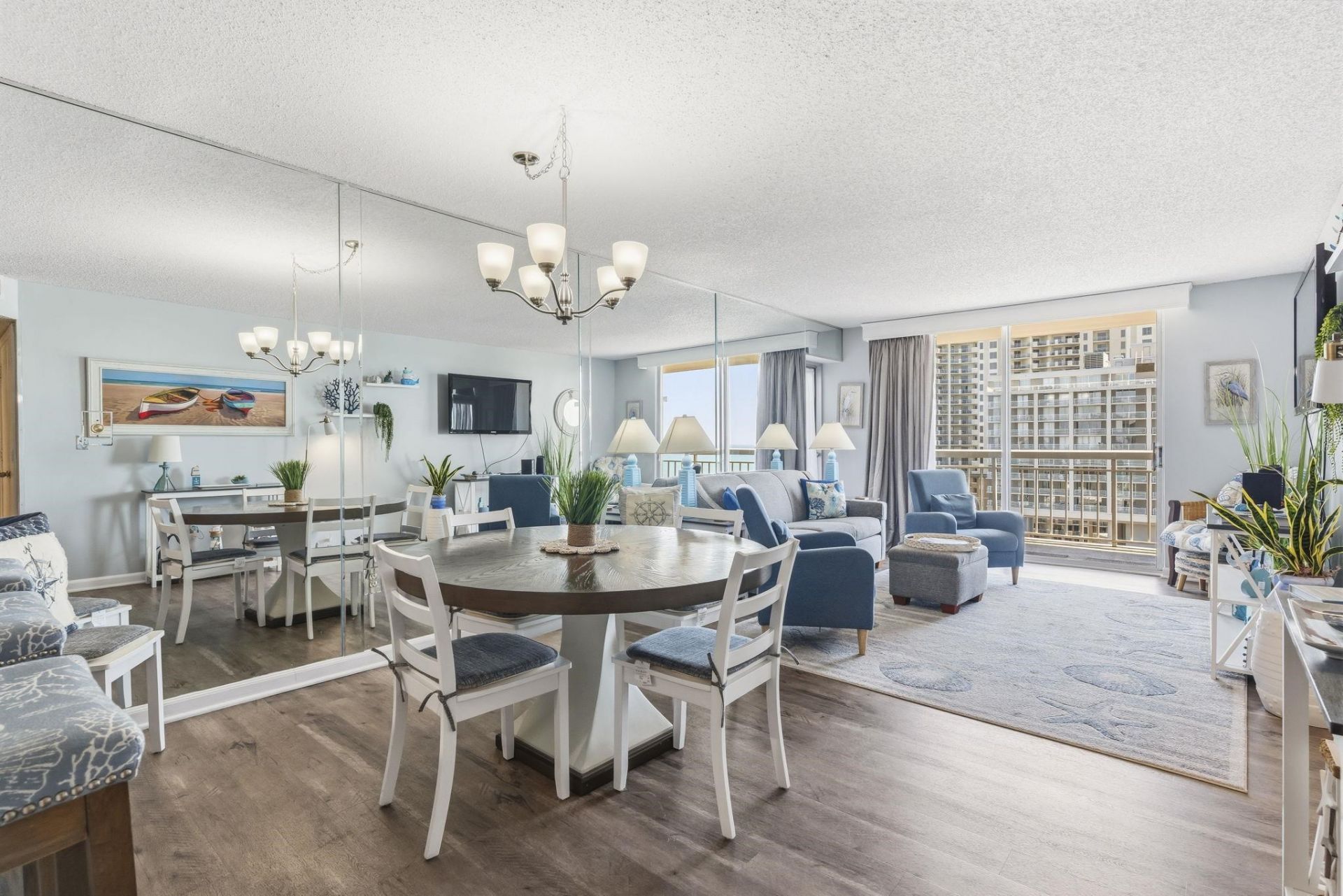 9280 Queensway Blvd.  Photo 13