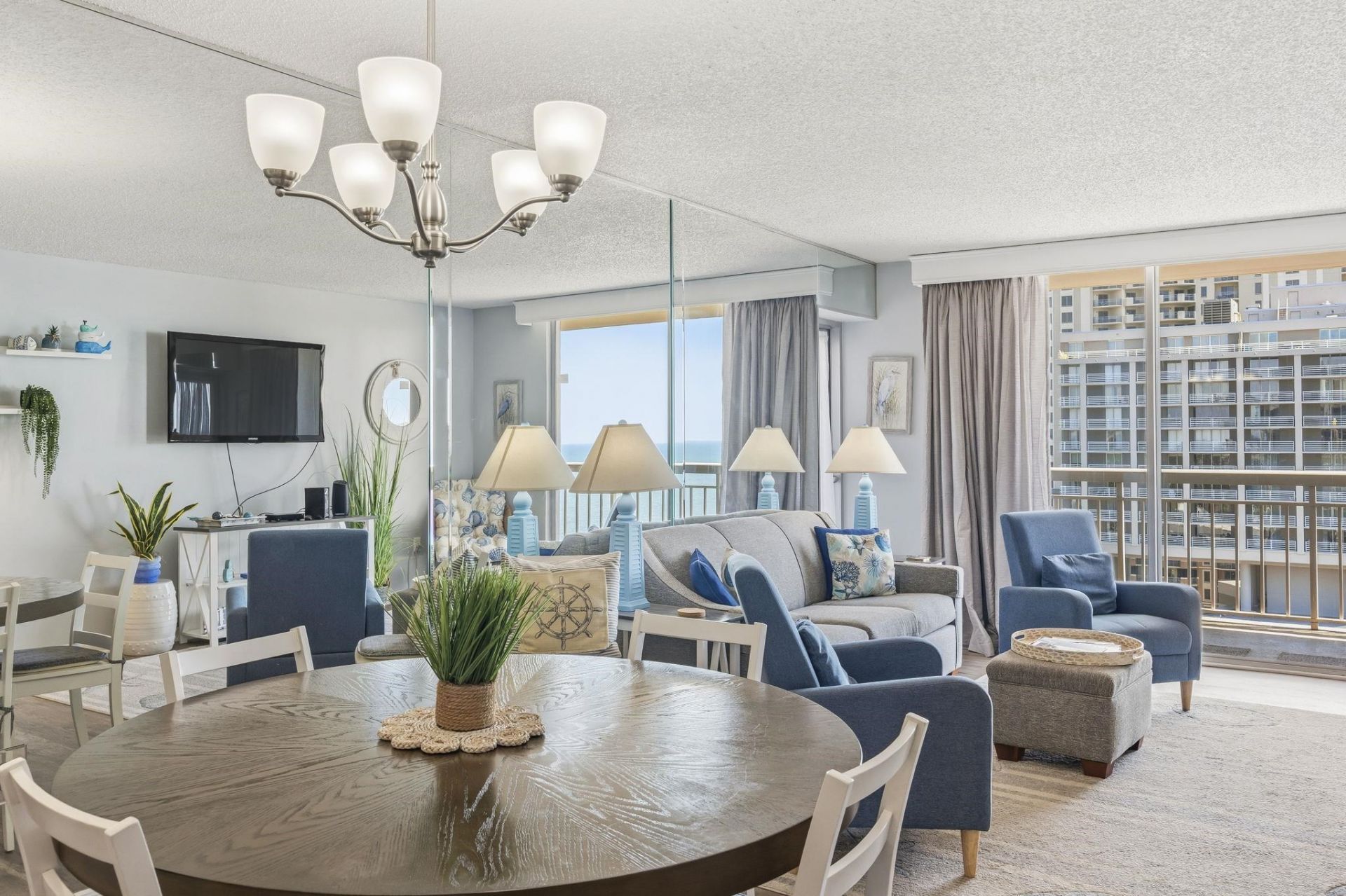 9280 Queensway Blvd.  Photo 15