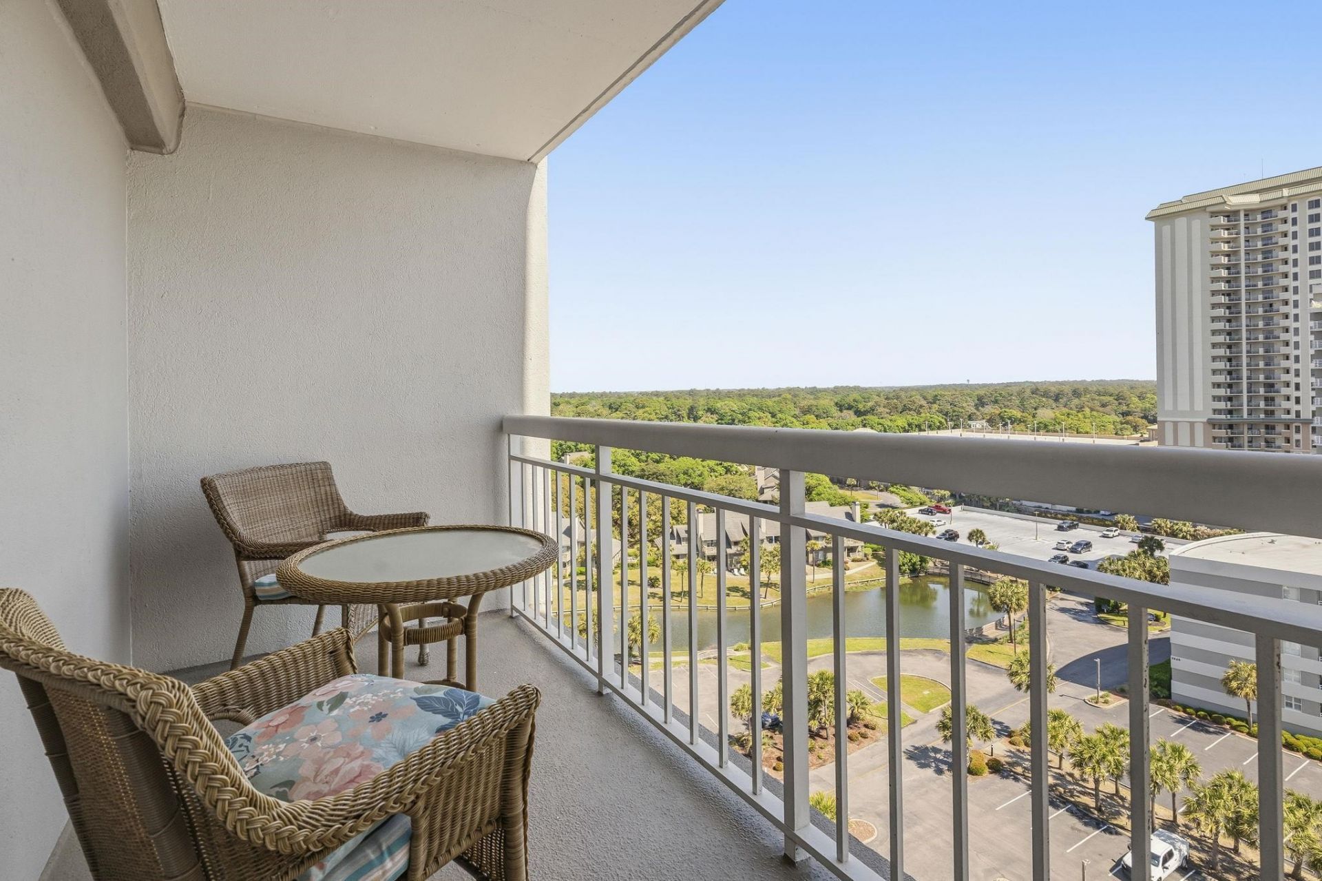 9280 Queensway Blvd.  Photo 22