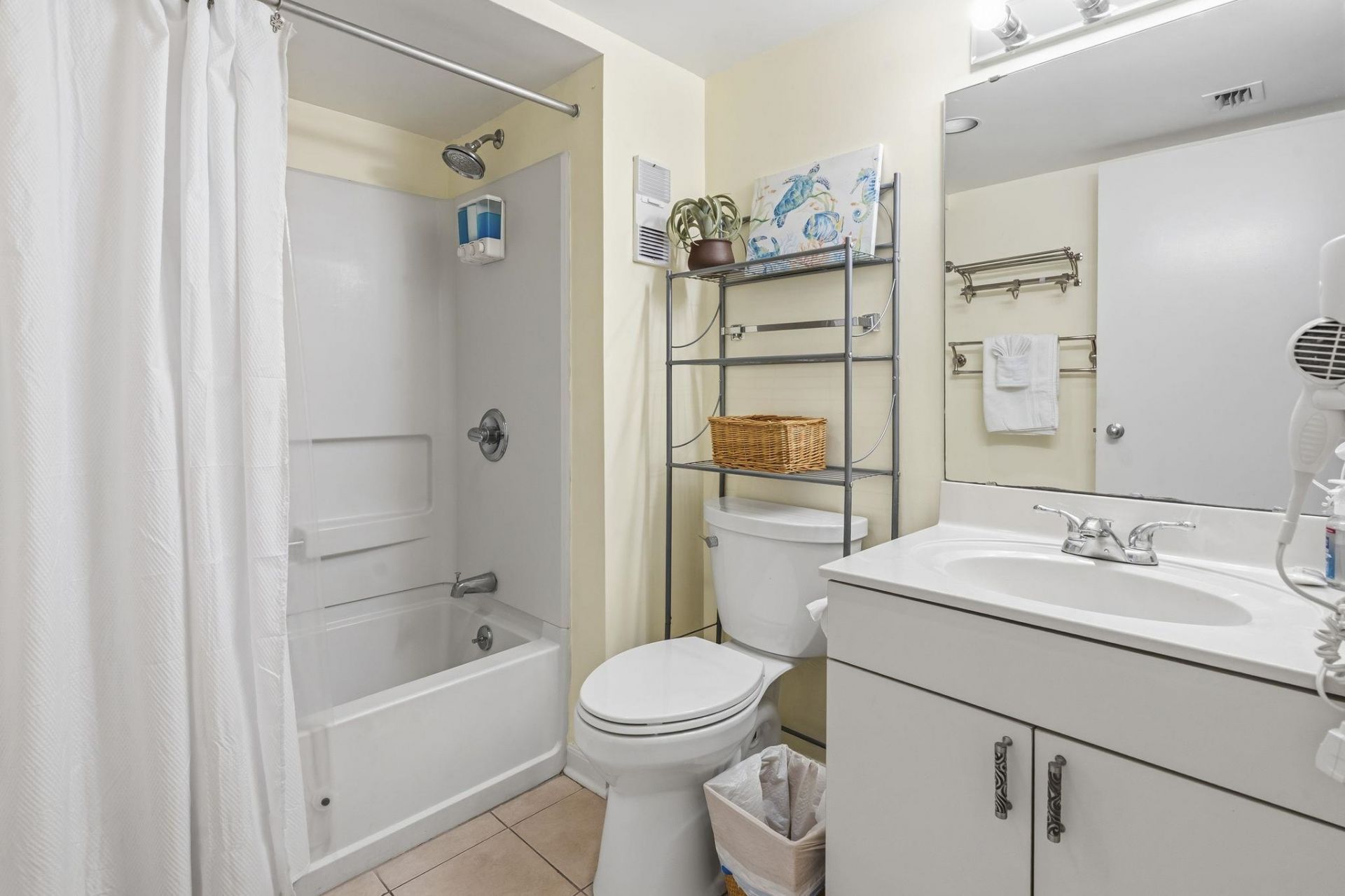 9280 Queensway Blvd.  Photo 27